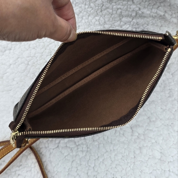 Vintage Louis Vuitton Pochette Accesories Crossbody Bag With Branded Long Strap - Picture 10 of 17